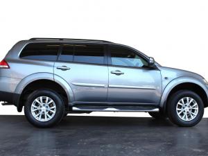 Mitsubishi Pajero Sport 2.5DI-D 4x4 Shogun auto - Image 6