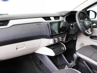 Renault Triber 1.0 Intens auto