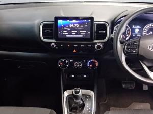 Hyundai Venue 1.0T Motion auto - Image 10