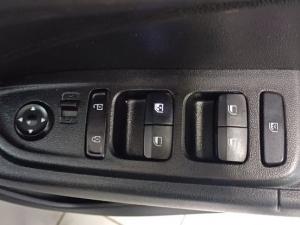 Hyundai Venue 1.0T Motion auto - Image 14