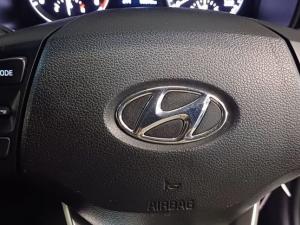 Hyundai Venue 1.0T Motion auto - Image 15