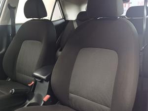 Hyundai Venue 1.0T Motion auto - Image 25
