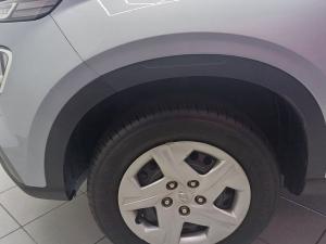 Hyundai Venue 1.0T Motion auto - Image 9