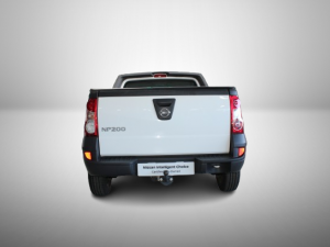 Nissan NP200 1.6i safety pack (aircon) - Image 5