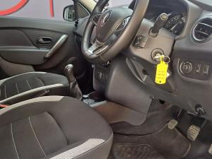 Renault Kiger 1.0 Turbo Zen - Image 19