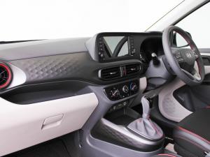 Hyundai Grand i10 1.2 Executive sedan auto - Image 14