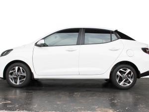 Hyundai Grand i10 1.2 Executive sedan auto - Image 4