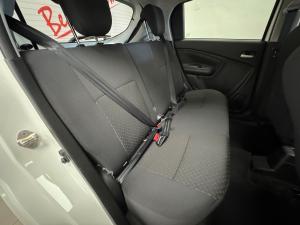 Toyota Vitz 1.0 XR manual - Image 12
