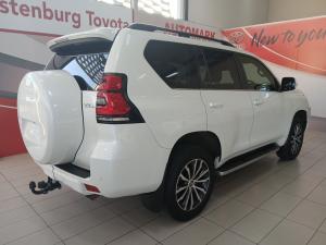 Toyota Land Cruiser Prado 4.0 VX-L - Image 2