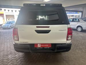 Toyota Hilux 2.4GD-6 double cab Raider manual - Image 5