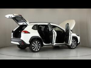 Toyota Corolla Cross 1.8 XR - Image 16