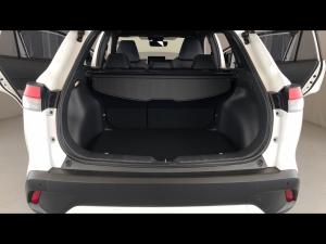 Toyota Corolla Cross 1.8 XR - Image 18