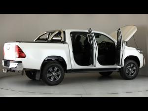 Toyota Hilux 2.4GD-6 double cab Raider manual - Image 16