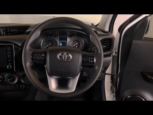 Toyota Hilux 2.4GD-6 double cab Raider manual - Image 26