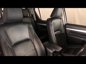 Toyota Hilux 2.4GD-6 double cab Raider manual - Image 30