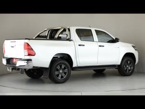 Toyota Hilux 2.4GD-6 double cab Raider manual - Image 2