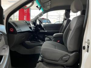 Toyota Hilux 3.0D-4D Xtra cab 4x4 Raider Dakar edition - Image 7