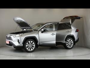 Toyota RAV4 2.0 VX - Image 14