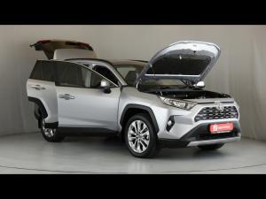 Toyota RAV4 2.0 VX - Image 16