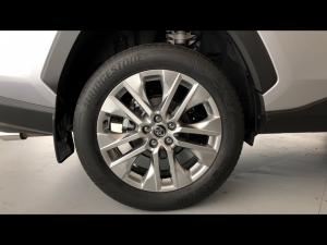 Toyota RAV4 2.0 VX - Image 33