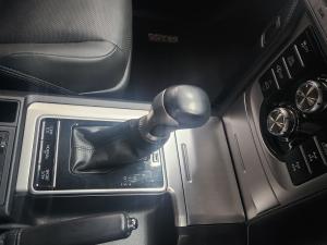 Toyota Land Cruiser Prado 4.0 VX - Image 9