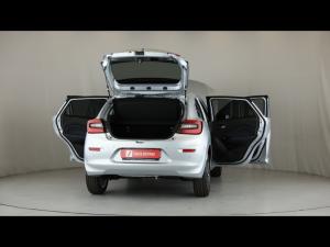 Toyota Starlet 1.5 XR manual - Image 9