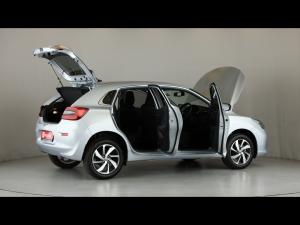 Toyota Starlet 1.5 XR manual - Image 16