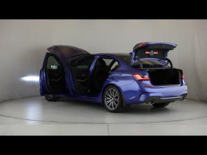 BMW 3 Series 318i M Sport - Image 10