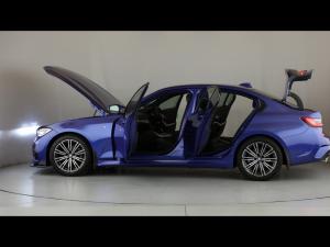 BMW 3 Series 318i M Sport - Image 11