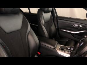 BMW 3 Series 318i M Sport - Image 31