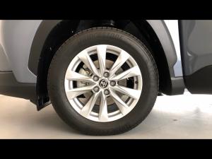 Toyota Corolla Cross 1.8 Hybrid XS - Image 19