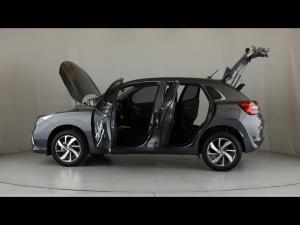 Toyota Starlet 1.5 XR manual - Image 11