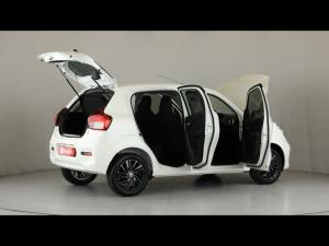 Toyota Vitz 1.0 XR manual - Image 16