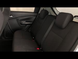 Toyota Vitz 1.0 XR manual - Image 21