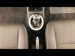 Toyota Vitz 1.0 XR manual - Image 28