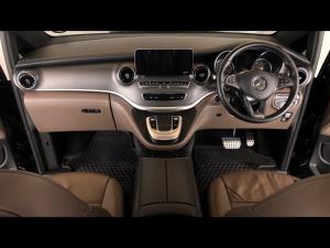 Mercedes-Benz V-Class V300d Exclusive - Image 6