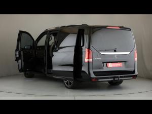 Mercedes-Benz V-Class V300d Exclusive - Image 10