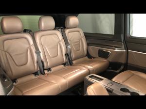Mercedes-Benz V-Class V300d Exclusive - Image 20