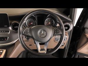 Mercedes-Benz V-Class V300d Exclusive - Image 26