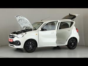 Toyota Vitz 1.0 XR manual - Image 12