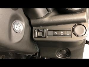 Toyota Vitz 1.0 XR manual - Image 27