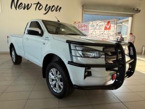 Isuzu D-Max 3.0TD single cab LS 4x4 auto - Image 1