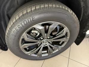Toyota RAV4 2.5 Hybrid VX E-Four - Image 17