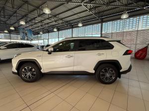 Toyota RAV4 2.5 Hybrid VX E-Four - Image 19