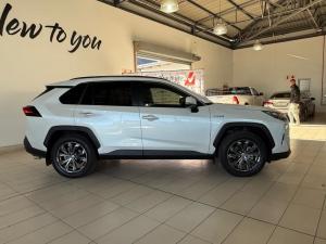 Toyota RAV4 2.5 Hybrid VX E-Four - Image 3
