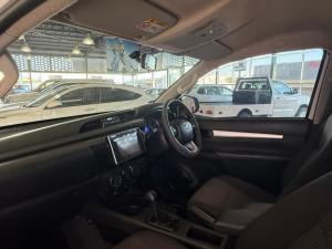 Toyota Hilux 2.4GD-6 4x4 SRX auto - Image 7