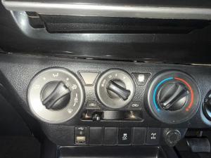Toyota Hilux 2.4GD-6 4x4 SRX auto - Image 13