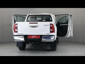 Toyota Hilux 2.8GD-6 double cab 4x4 Raider auto - Image 9