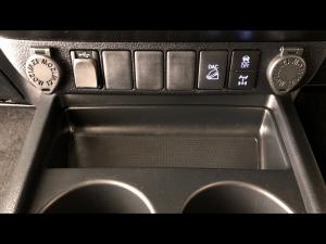 Toyota Hilux 2.8GD-6 double cab 4x4 Raider auto - Image 29