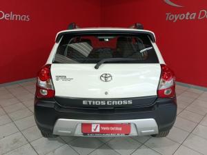 Toyota Etios Cross 1.5 Xs 5-Door - Image 5